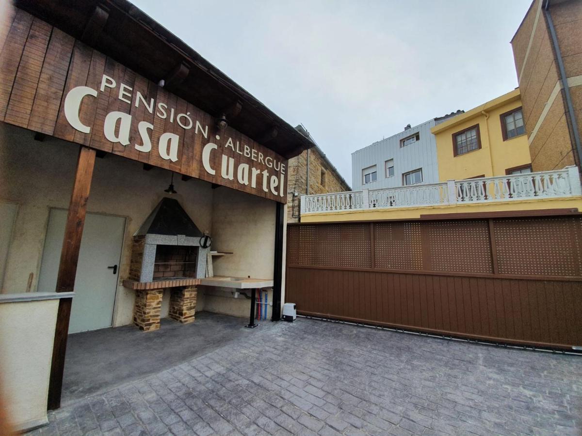 Albergue Casa Cuartel A Fonsagrada Ngoại thất bức ảnh