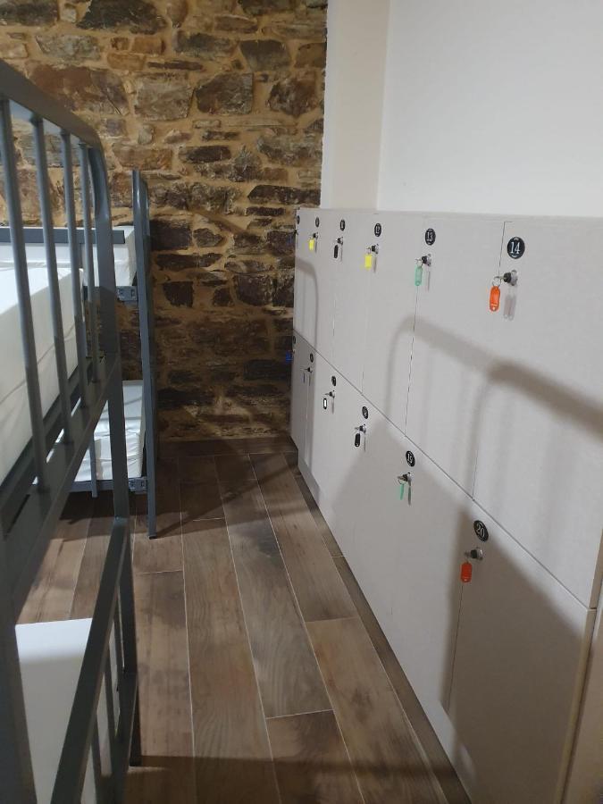 Albergue Casa Cuartel A Fonsagrada Ngoại thất bức ảnh