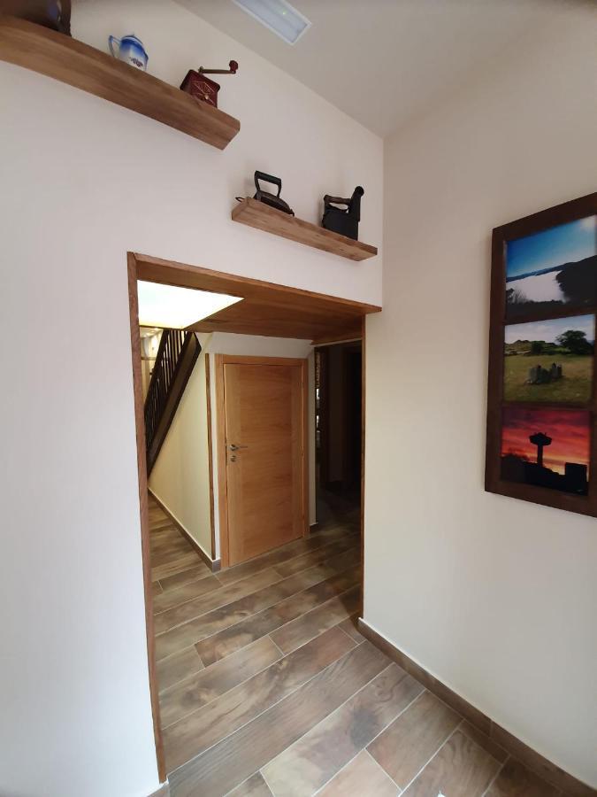 Albergue Casa Cuartel A Fonsagrada Ngoại thất bức ảnh